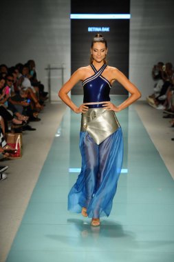 Üniversitesi Sanat ve tasarım moda defilesi