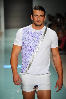 Üniversitesi Sanat ve tasarım moda defilesi