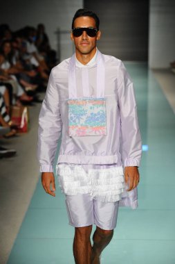 Üniversitesi Sanat ve tasarım moda defilesi