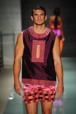 Üniversitesi Sanat ve tasarım moda defilesi