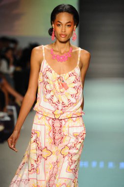 Hale Bob defile