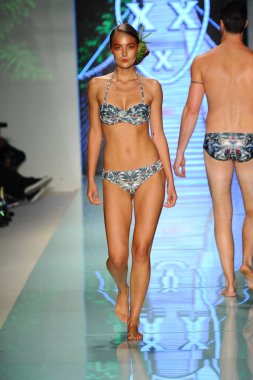 Pist yürüyüş modeli 