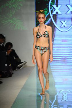 Pist yürüyüş modeli 