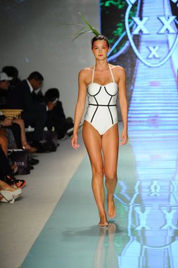 Pist yürüyüş modeli 