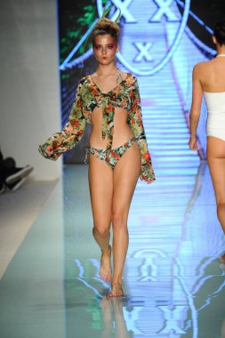 Pist yürüyüş modeli 