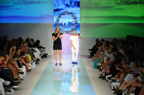 Grayson Boyd fashion show — Stock Photo, Image