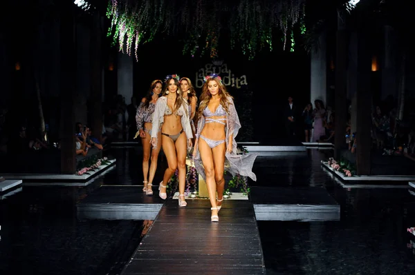 Agua Bendita fashion show — Stock fotografie