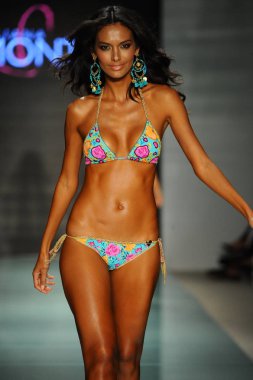 Liliana Montoya pist 