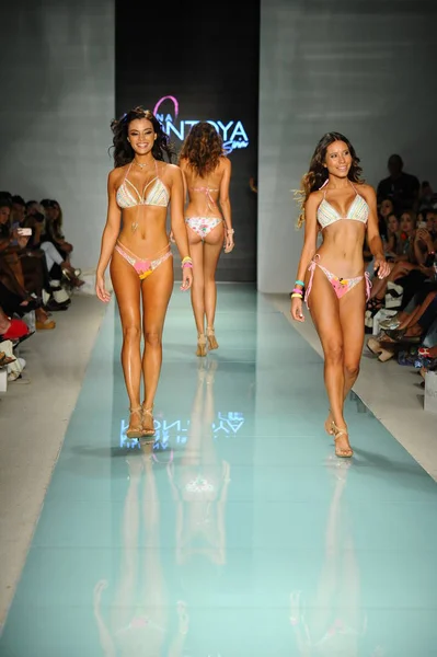 Liliana Montoya pist