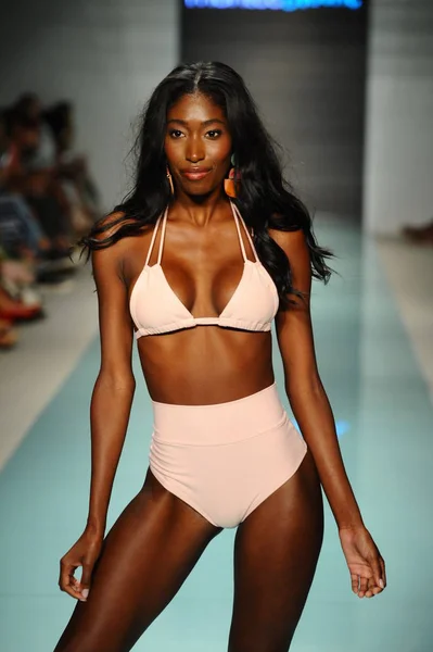 Montce Runway at Fashion Week — Stock Photo, Image