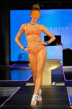 Seafolly pist moda haftası