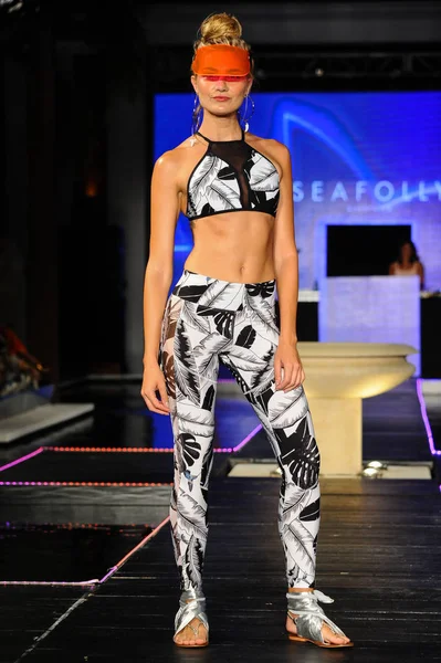 Seafolly pist moda haftası