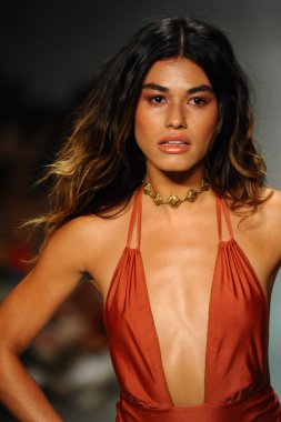 Montce pist yürüyüş modeli