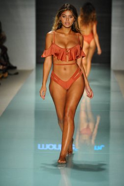 Montce pist yürüyüş modeli