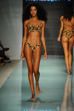 Montce pist yürüyüş modeli