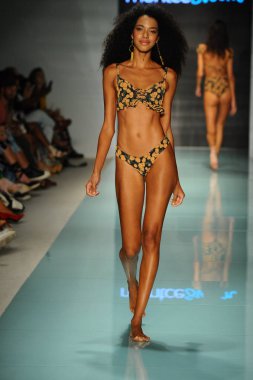 Montce pist yürüyüş modeli