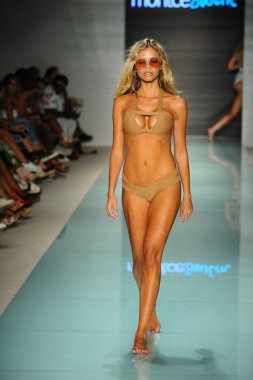 Montce pist yürüyüş modeli