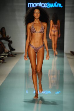 Montce pist yürüyüş modeli