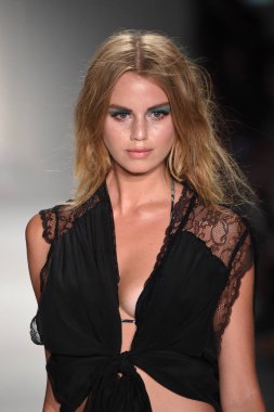 Swimmiami Indah 2018 Koleksiyonu