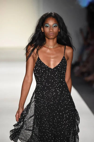 Swimmiami Indah 2018 Koleksiyonu