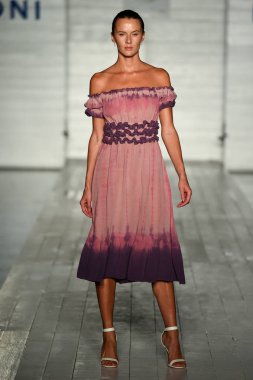 Funkshion Miami yüzmek hafta