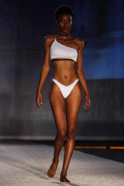 W South Beach de ıslak güverte