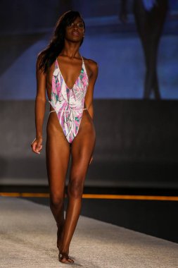 W South Beach de ıslak güverte