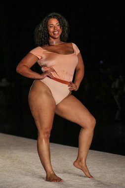 W South Beach de ıslak güverte