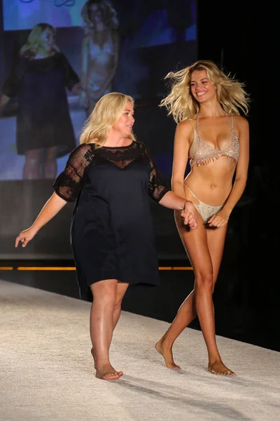 Editör Mj gün ve modeli