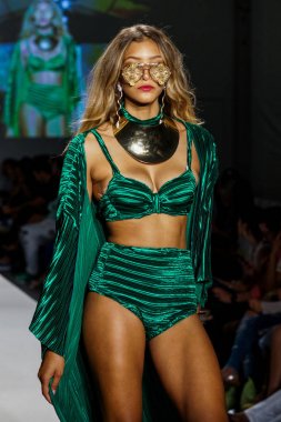 Melek Brinks 2018 koleksiyonu 