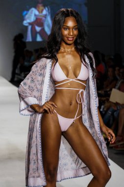 Swimmiami Mia Marcelle 2018 koleksiyonu 