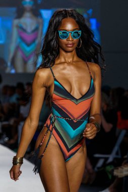 Swimmiami tuzlu deniz kızı 2018 koleksiyonu