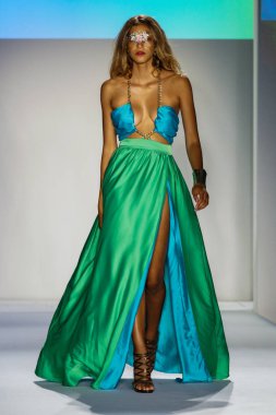 Melek Brinks 2018 koleksiyonu 