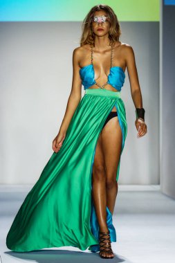 Melek Brinks 2018 koleksiyonu 