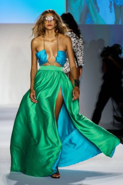 Melek Brinks 2018 koleksiyonu 