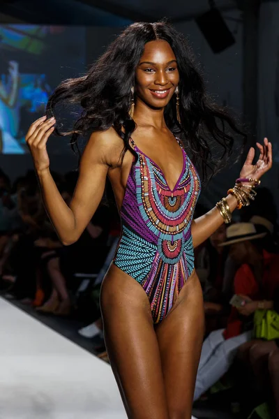 Swimmiami tuzlu deniz kızı 2018 koleksiyonu