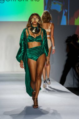 Melek Brinks 2018 koleksiyonu 