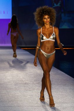 W South Beach de ıslak güverte