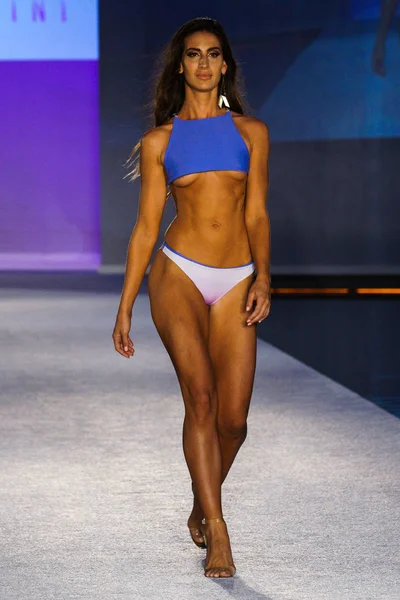 W South Beach de ıslak güverte