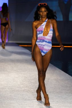 W South Beach de ıslak güverte