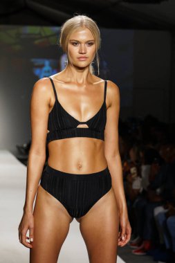 Swimmiami Tavik 2018 koleksiyonu