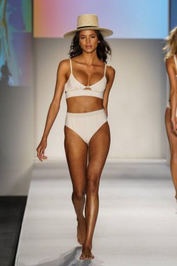 Swimmiami Tavik 2018 koleksiyonu