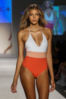 Swimmiami Tavik 2018 koleksiyonu