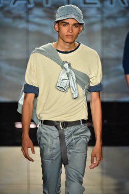 Matiere gösterisi sırasında Nyfw