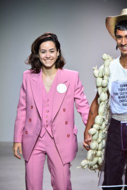 Işıklık Clarkson Sq