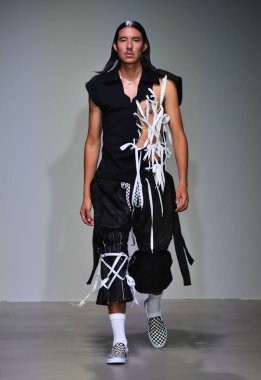  Sanchez-Kane gösterisi sırasında Nyfw