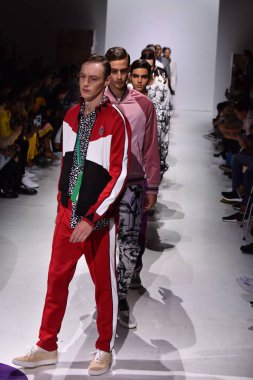 Bahar koleksiyonu ışıklık Clarkson SQ