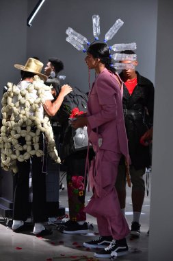 Işıklık Clarkson Sq