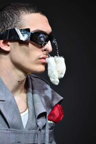  Sanchez-Kane gösterisi sırasında Nyfw