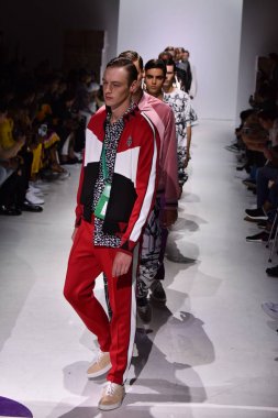 Bahar koleksiyonu ışıklık Clarkson SQ